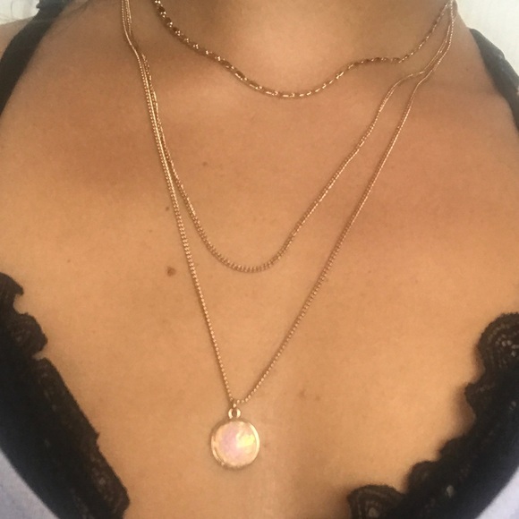 Three Gold Necklaces - Picture 4 of 5